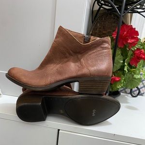 Lucky Brand 7.5 boot new